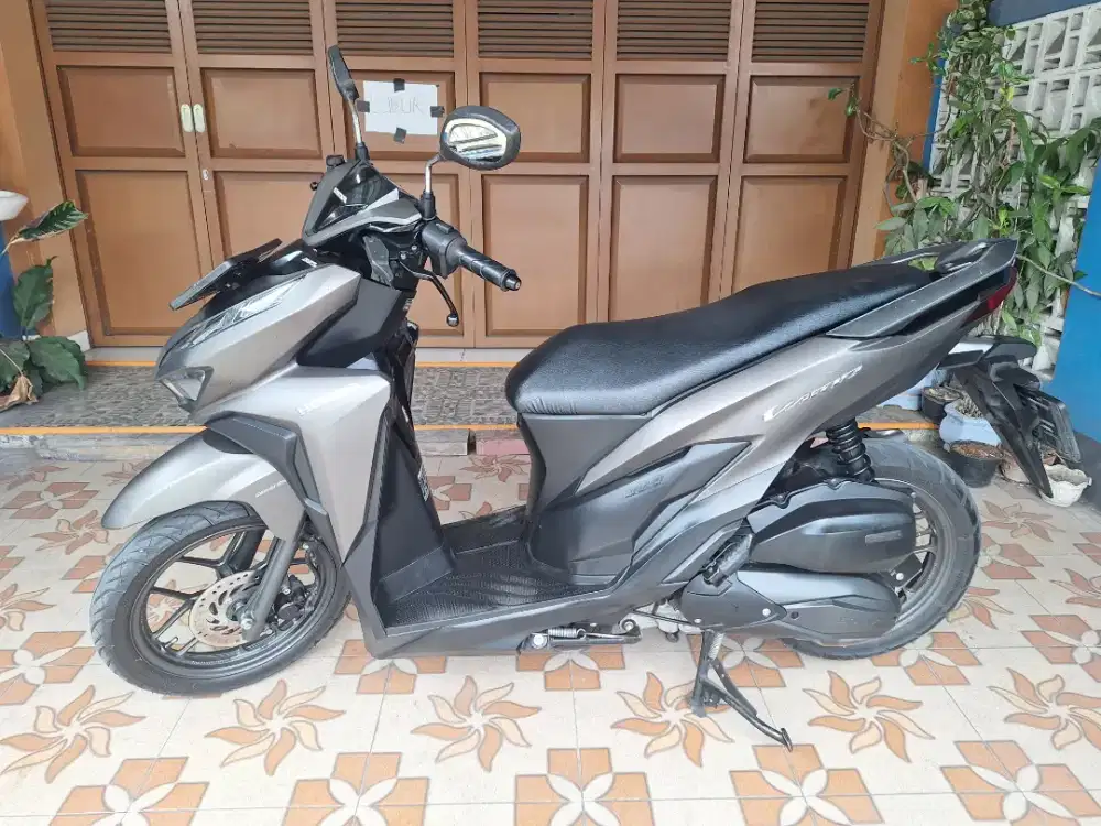Vario 125 iss 2020 pajak baru bisa cash/kredit syariah TERMURAH
