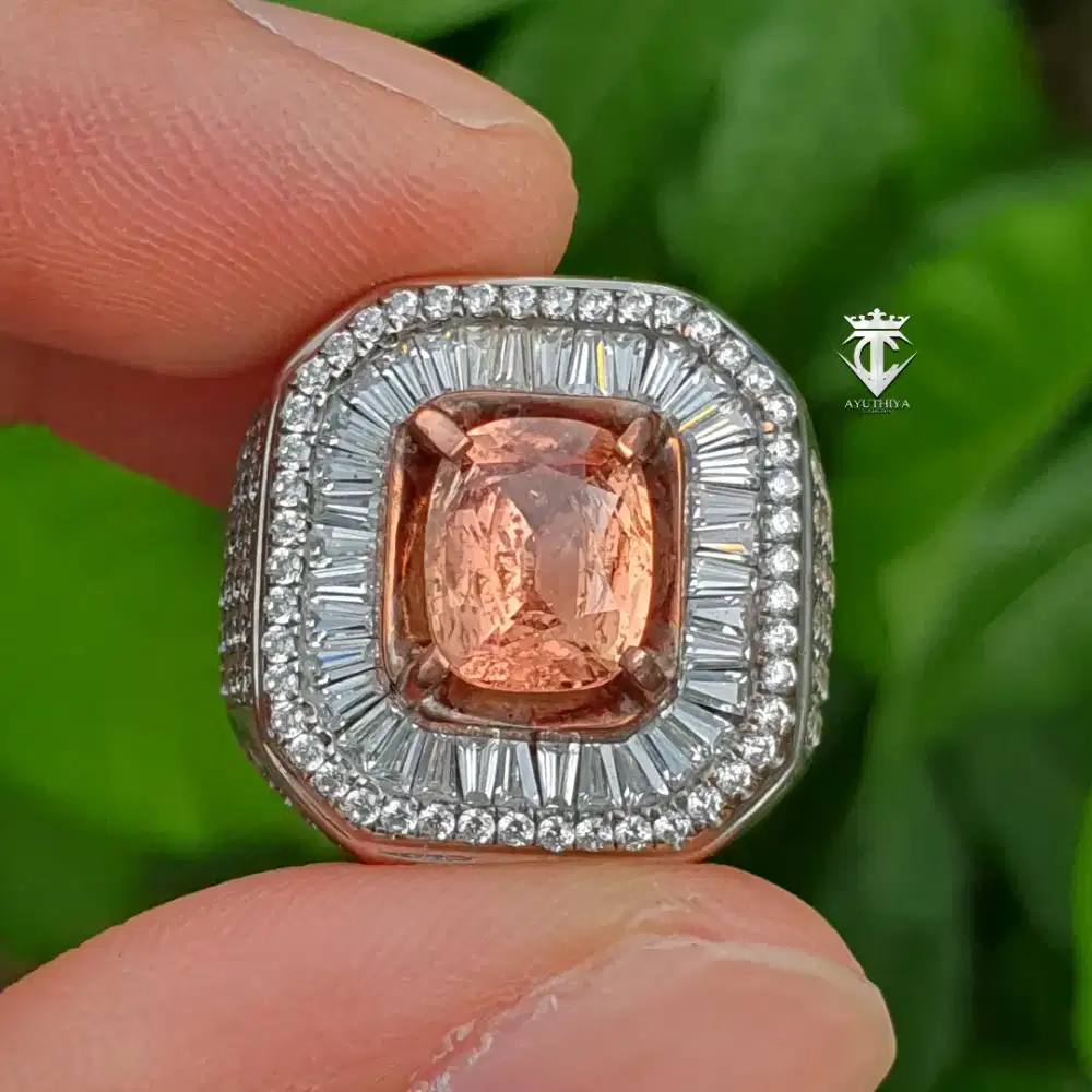 Batu Permata Natural Peach Yellow Sapphire No Heat 2.77 Ct GRI Memo