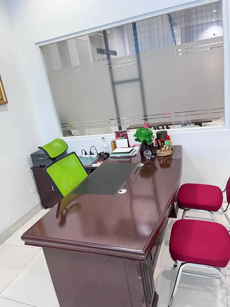 Meja Direksi 1,8 mtr