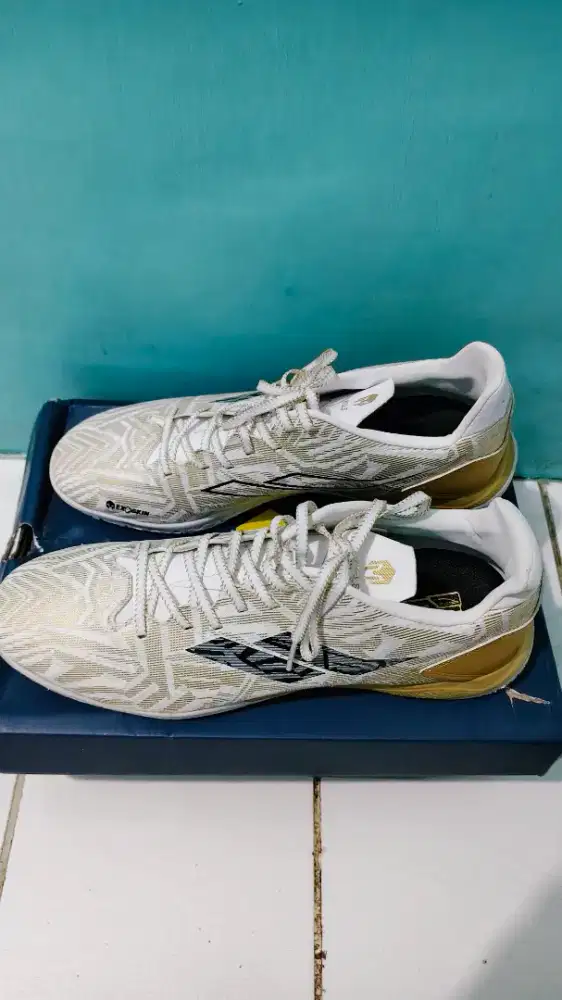 Sepatu Futsal Mills Vonix In