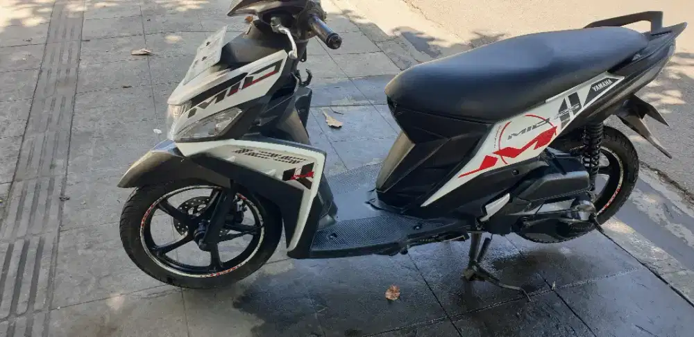 Mio M3 th 2015 mulus Orisinil pjk hidup