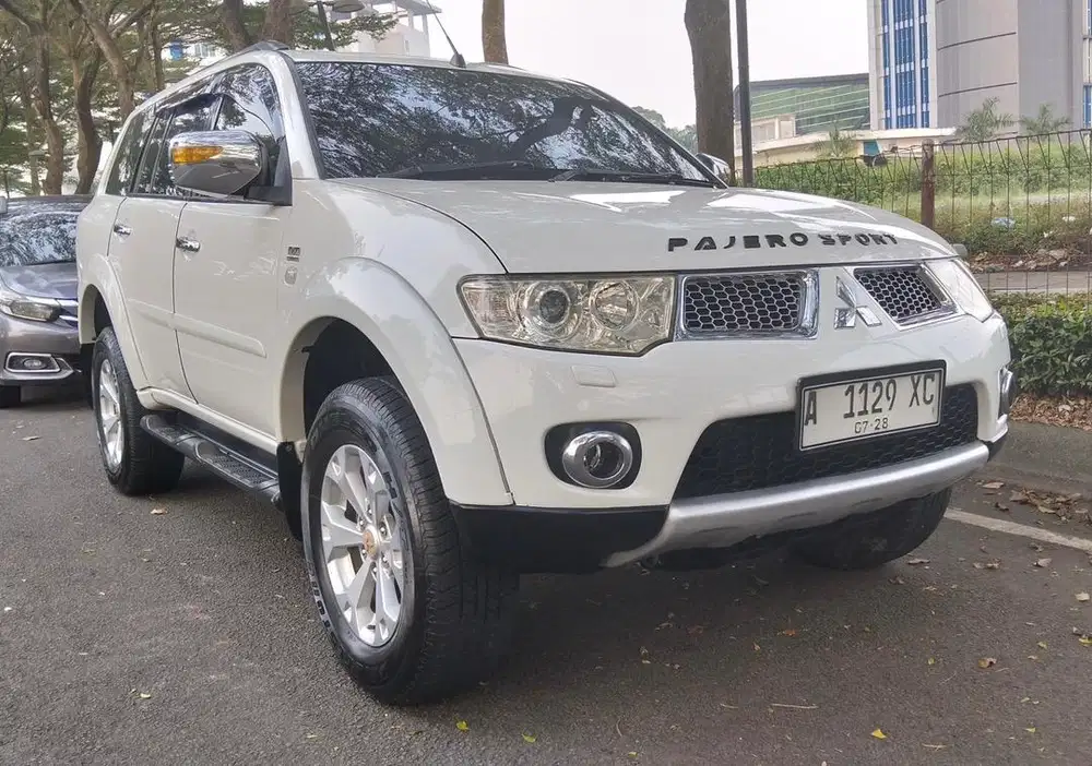 Pajero dakar 2011 murah