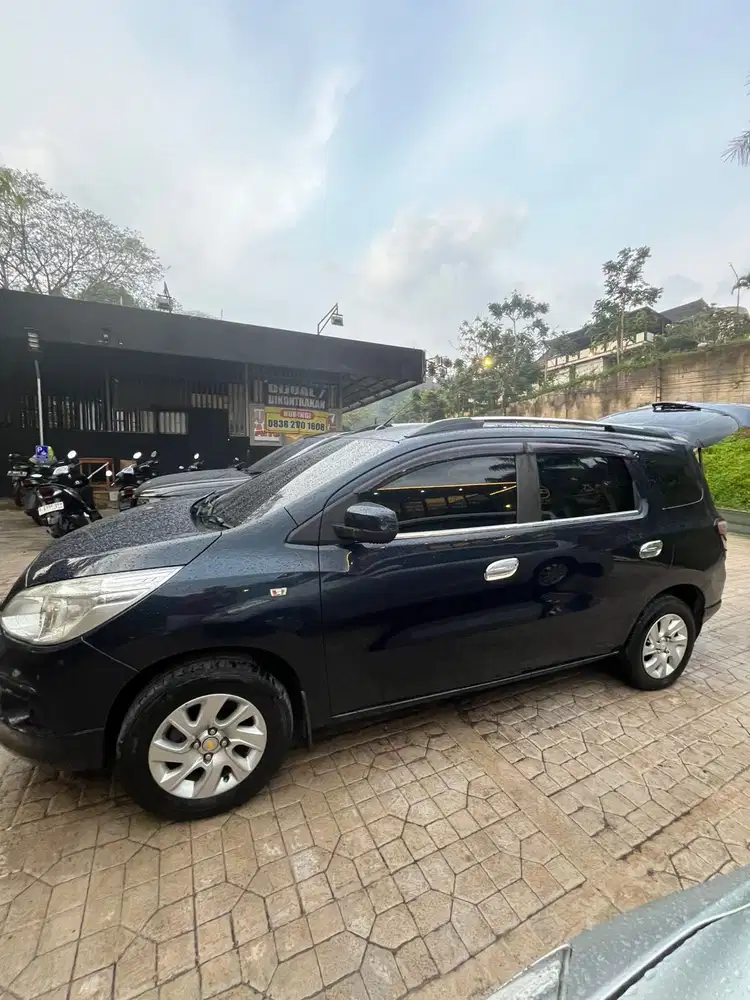 Chevrolet Spin 2013 Bensin