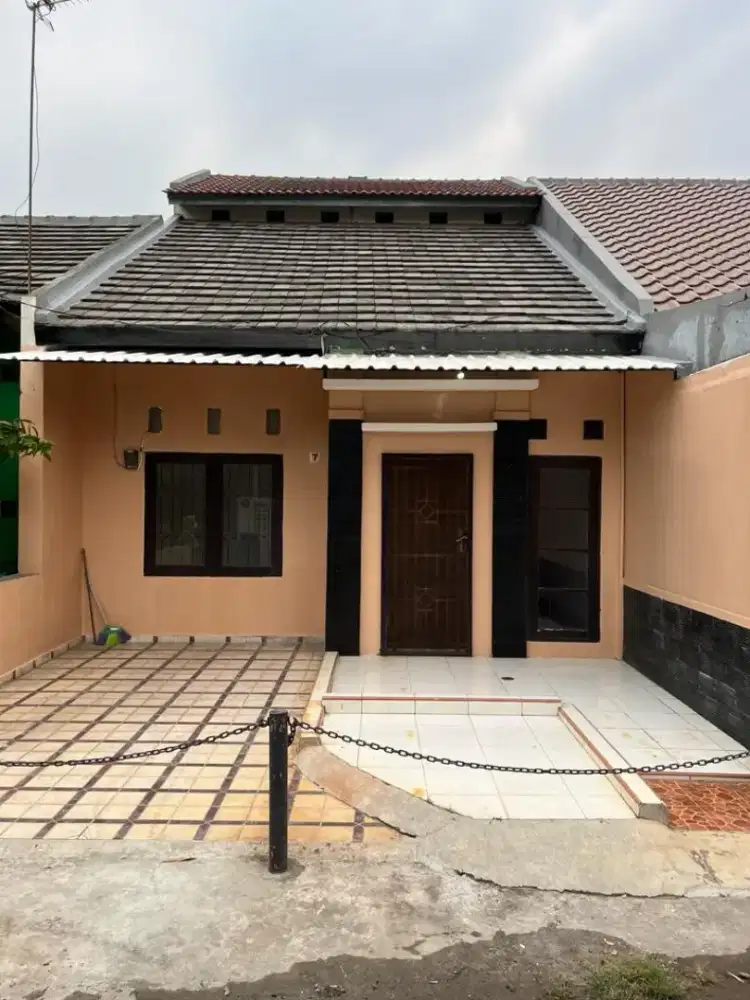 Dijual Rumah dengan lokasi sangat strategis