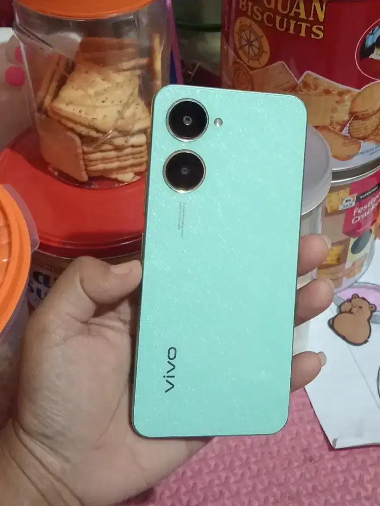 Vivo y03t ram 4+4/32 mulus..