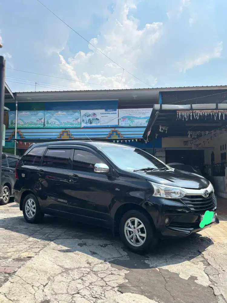 DIJUAL AVANZA BARONG E M/T HITAM