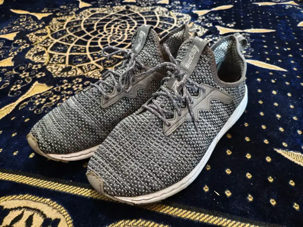 Sepatu League Original Size 44 Sepatu Pria Sepatu Murah Running Shoes