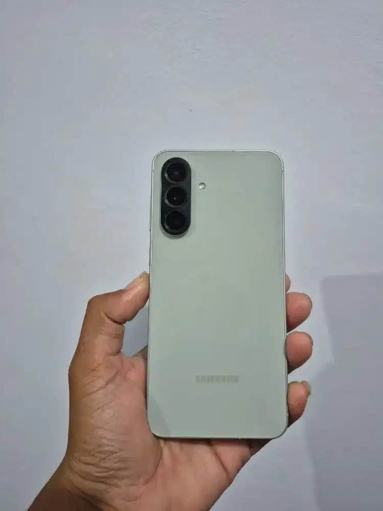 Samsung Galaxy A56 8/256 Olive