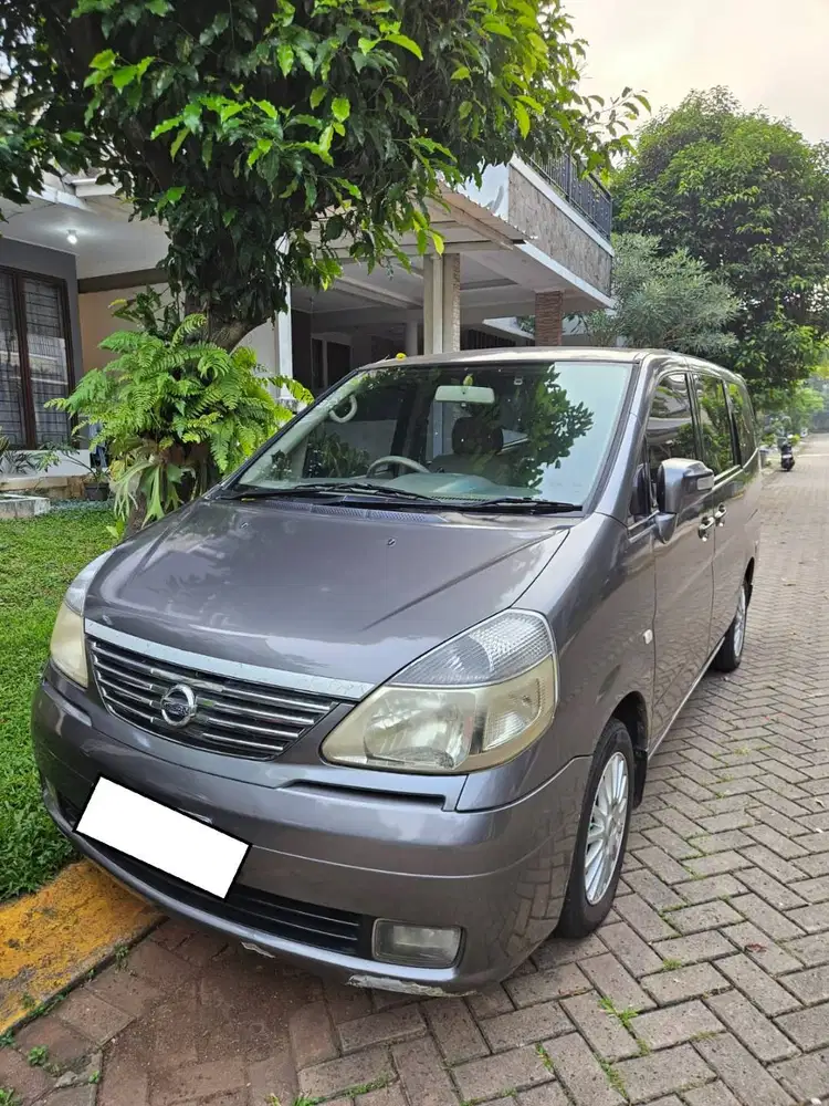 [Jual Cepat, Murah] Nissan Serena HWS 2011, Siap Pakai Milik Pribadi