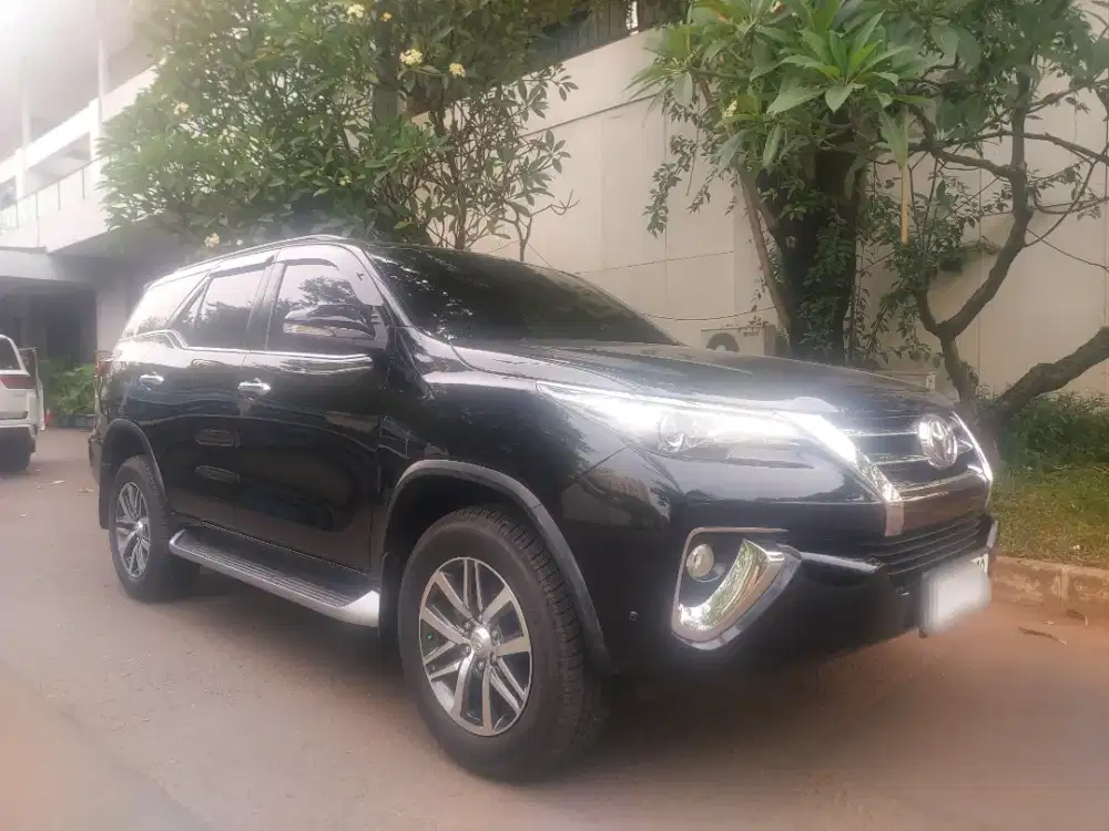 Antik_KM 60rb/ Toyota Fortuner 2.4 VRZ 2016 _ 2017