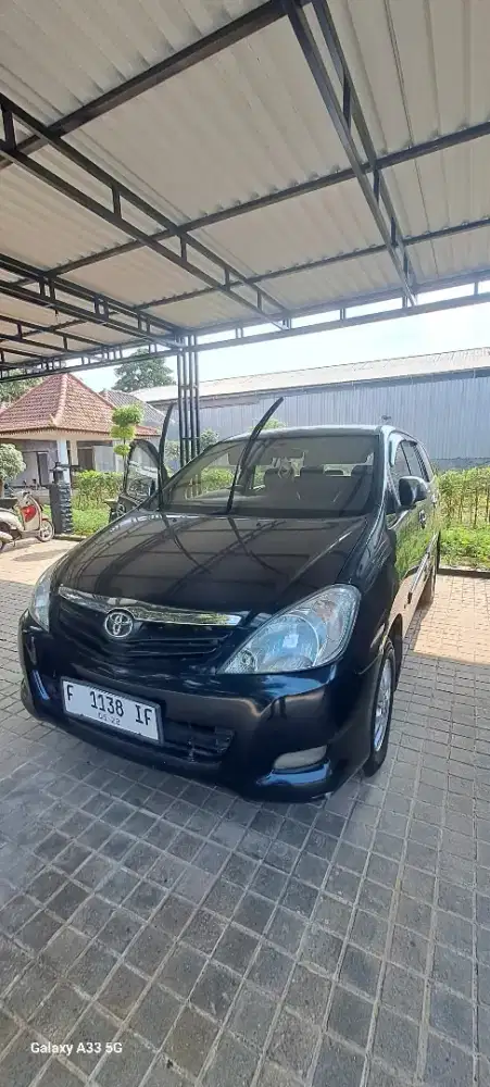 Dijual Innova G 2011