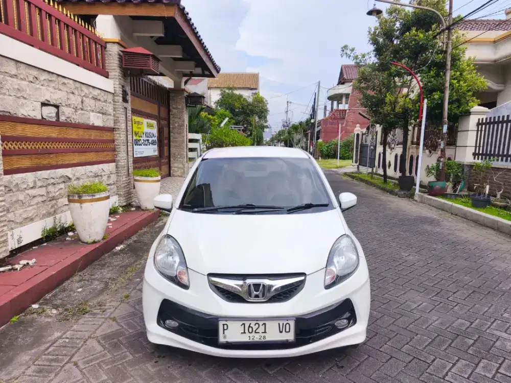 Honda Brio E 2014 M/T Siap pakai