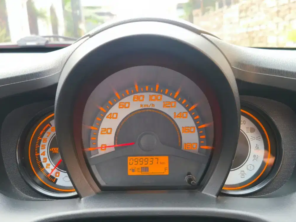 Honda Brio E 2014 M/T Siap pakai