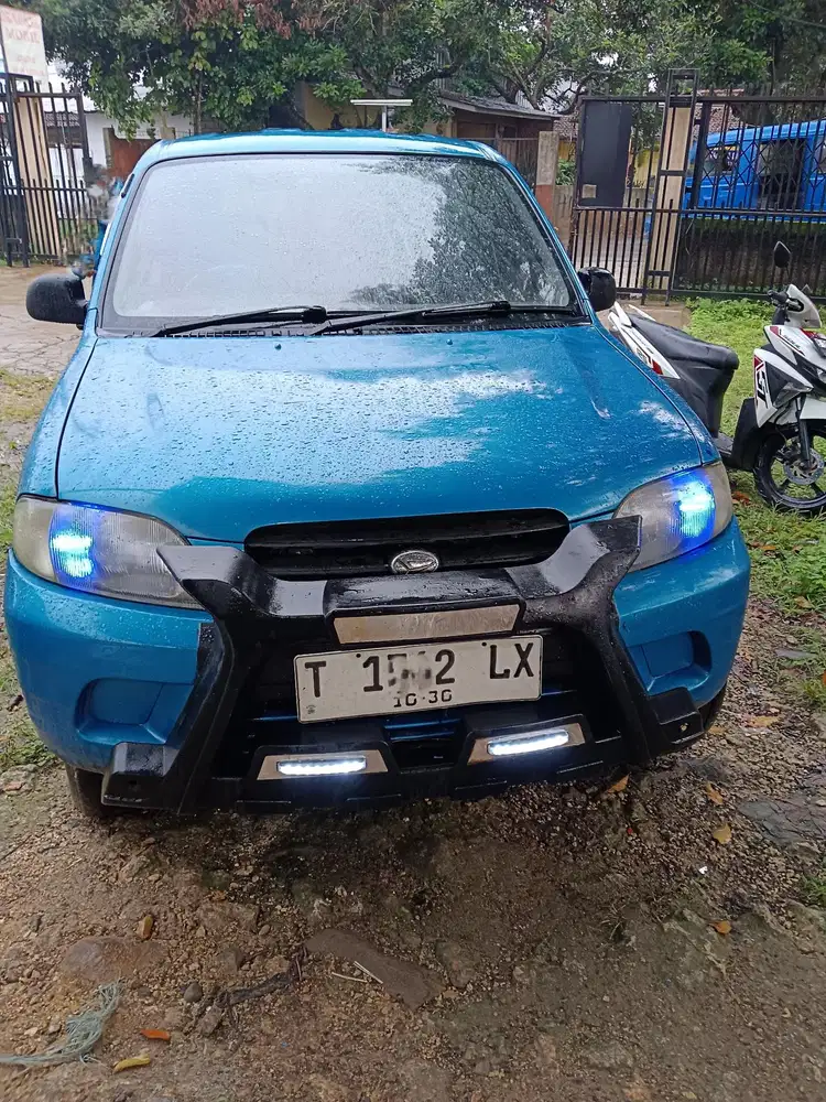 Daihatsu Taruna 2003 Bensin