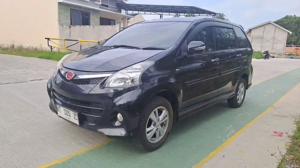 Toyota Avanza Veloz 2012