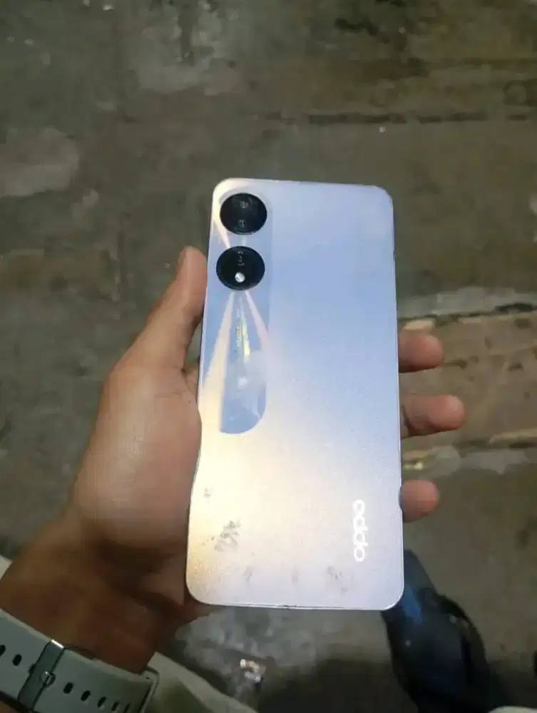 Oppo  ram 8+4/256 hp pullset no minus