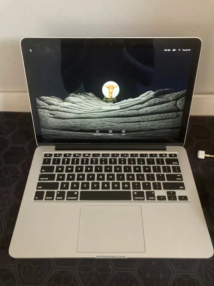 Macbook Pro Core i5 8/256
