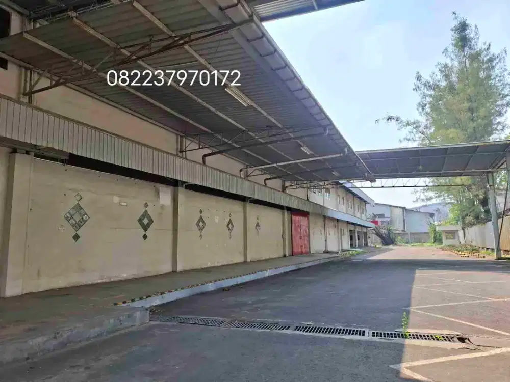 DISEWAKAN DIJUAL GUDANG
KAWASAN INDUSTRI PULOGADUNG JAKARTA TIMUR