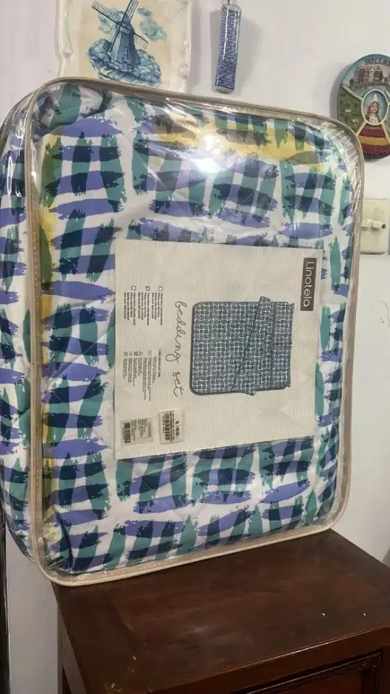 BedCover Bedsheet Informa