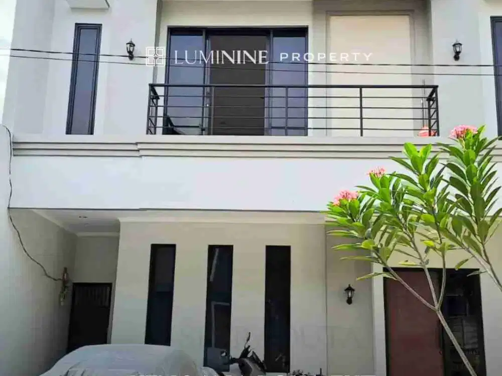 DIJUAL RUMAH CANTIK MODERN SIAP HUNI DI KENCANA LOKA 5 MENIT KE TOL BSD BEBAS BANJIR BISA KPR