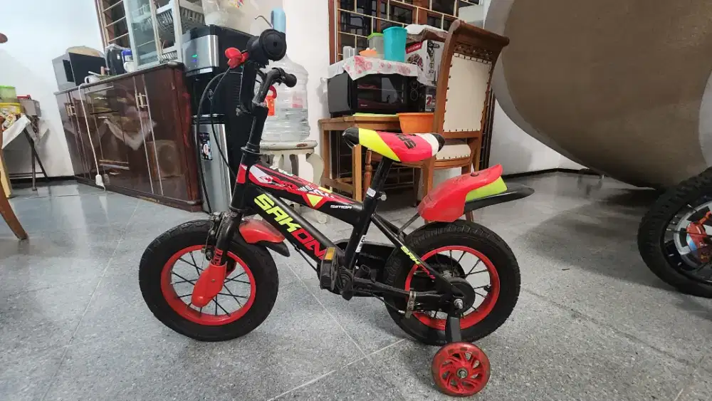 Sepeda anak 12 merk sakoni