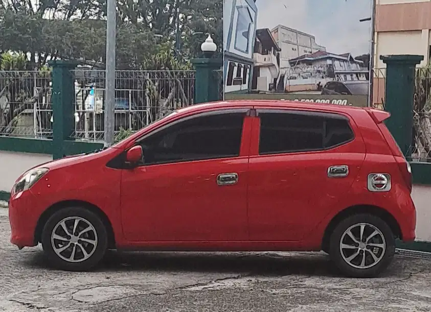Daihatsu Ayla Matic 2016