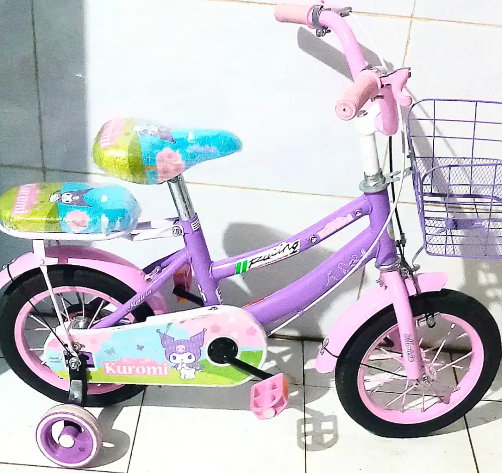 Sepeda ukuran 12 ( umur 2 tahun - 6 tahun)