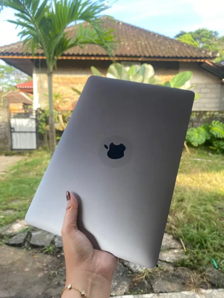 Macbook Pro Touchscreen