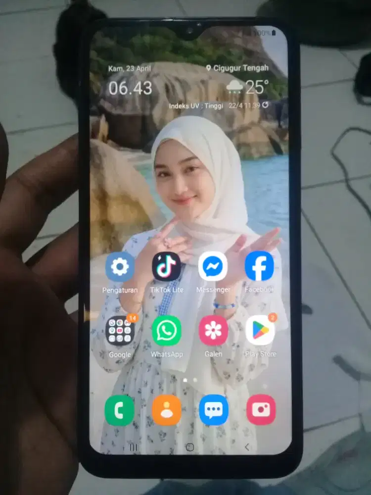 Samsung galaxy A10 4G 2/32 layar 6.2 inchi tt/barter