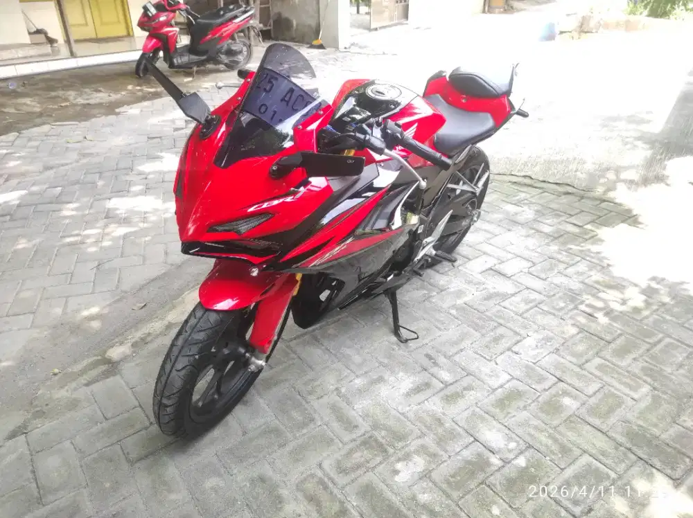 Cbr150r 2025 simpanan km. 2700 an saja