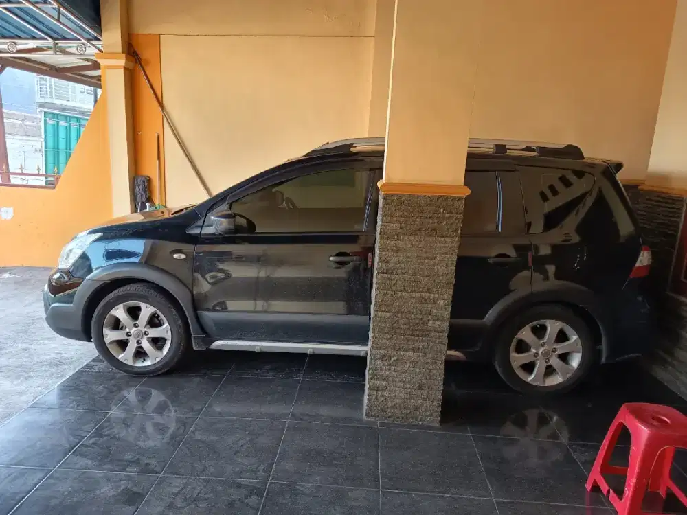 Nissan Livina x gear 2 baris