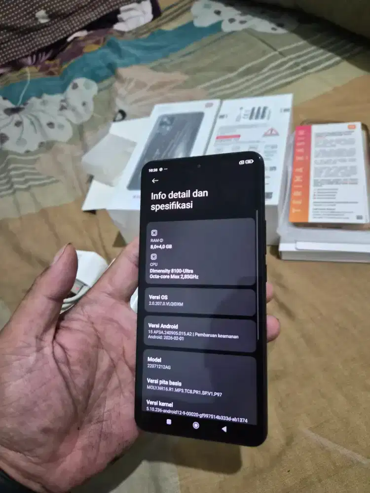 Xiaomi 12t 5G. 8/256. Minus dikit