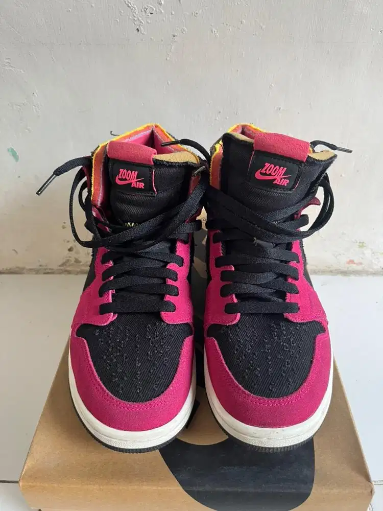 Air Jordan 1 zoom CMFT Fireberry