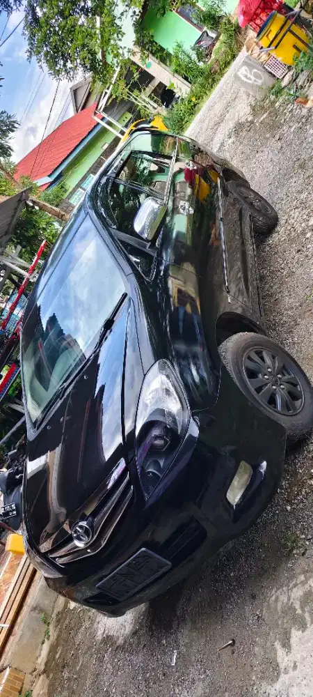 Di jual kijang innova matic 2008