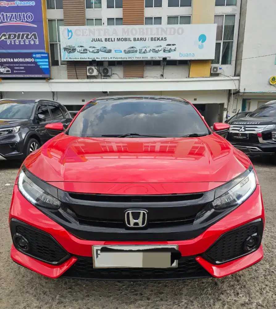 Civic E Hatchback 1.5 Matic 2019 / 2020 istimewa dp 40 jt