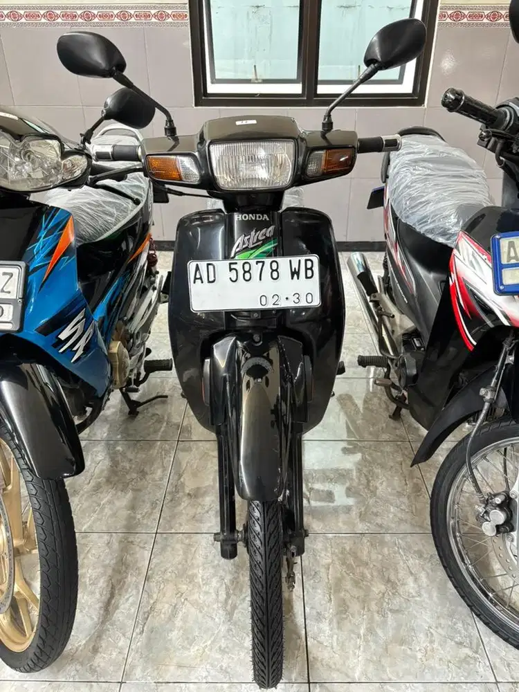 HONDA GRAND ASTREA 1995