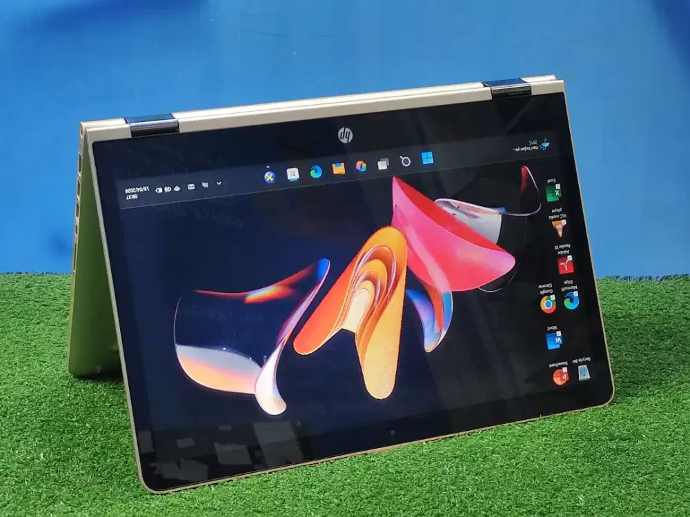 LAPTOP HP PAVILION X360 CONVERTIBLE CORE i7 + NVIDIA TOUCHSCREEN