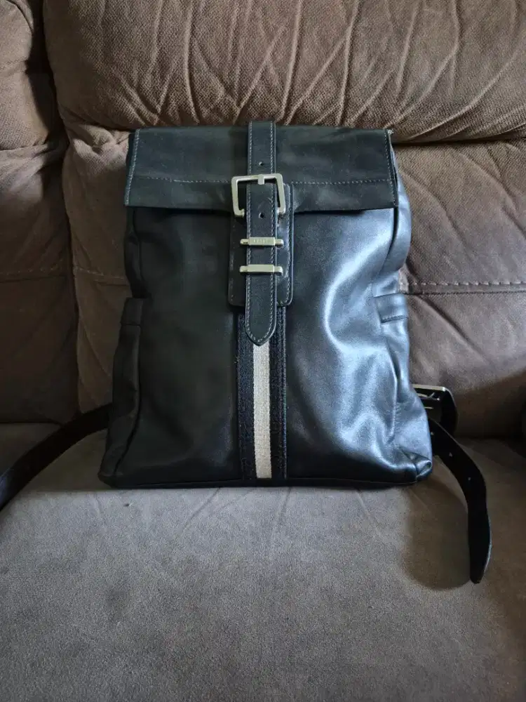 Ransel / backpack merk bally original...good condition..prelov pribadi