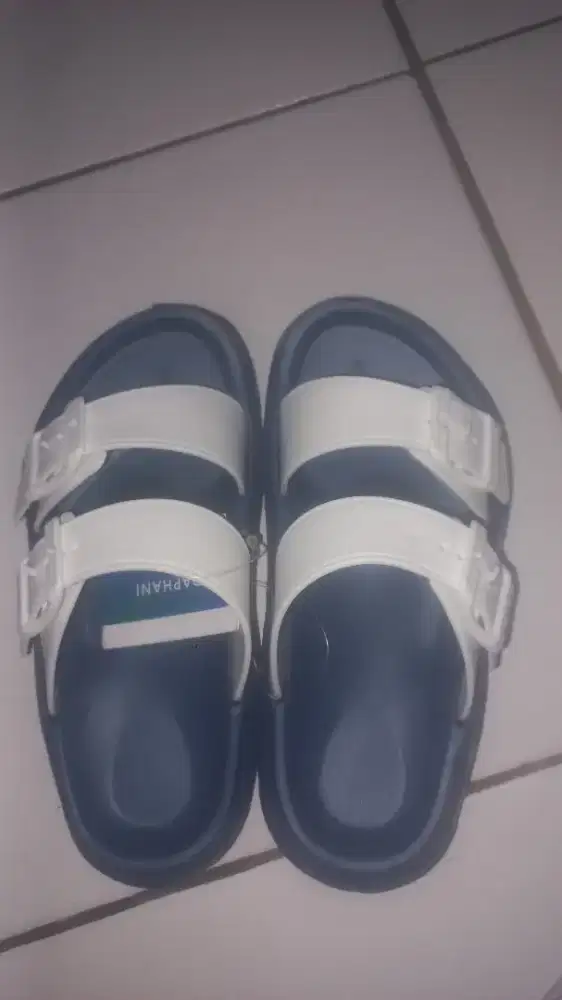 sendal anak umur 6-7th