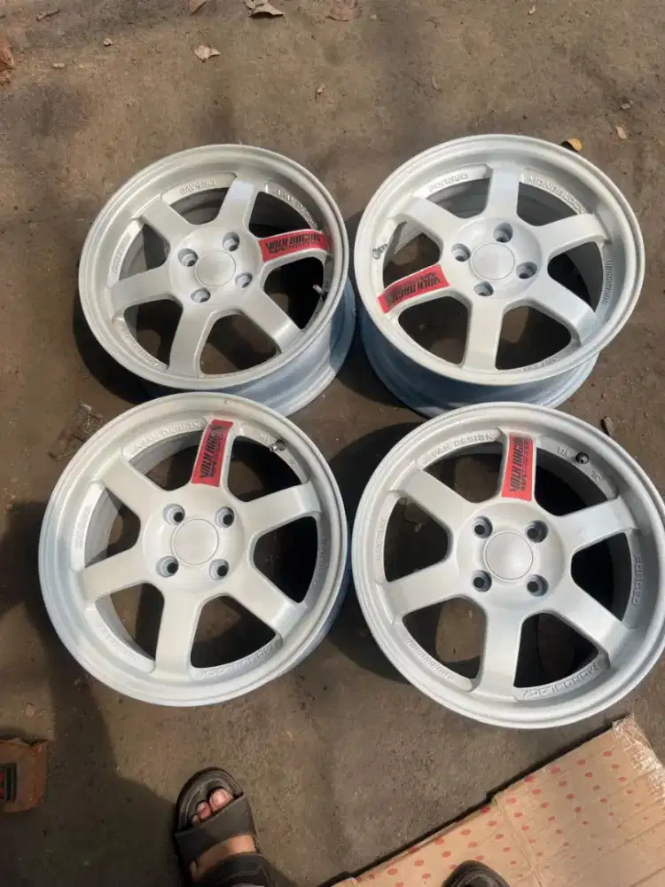 Velg te37 ring 15 pcd 4x100 ET 40 4pcs