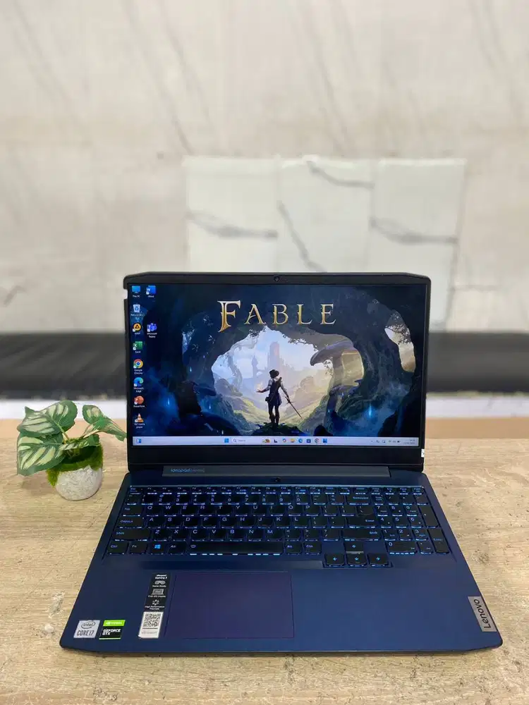 Ideapad Gaming 3 15IMH05 Core i7 RAM 32GB GTX1650 Kencang & Mulus