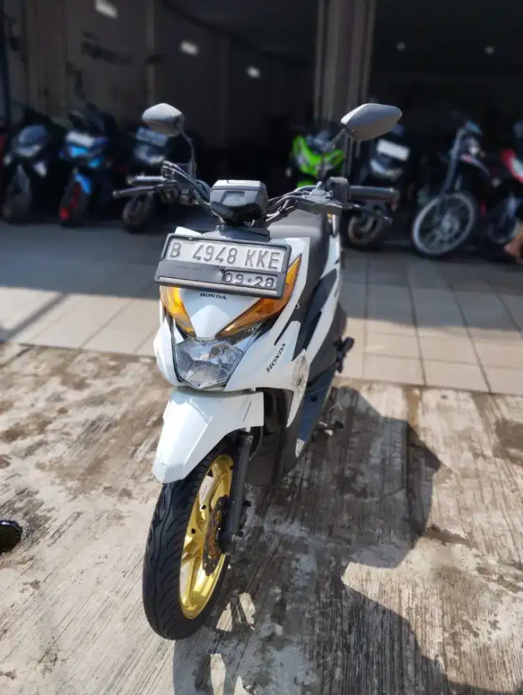 BEAT STREET 2018 KM 30K PAJAK HIDUP CASH KREDIT / TUKAR TAMBAH