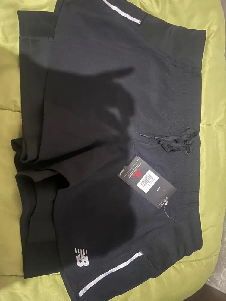 Celana Olahraga lari