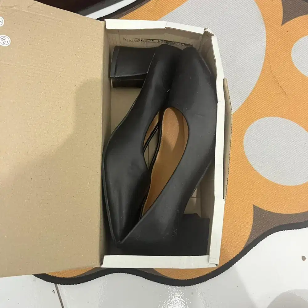 Sepatu pantofel heels 5cm