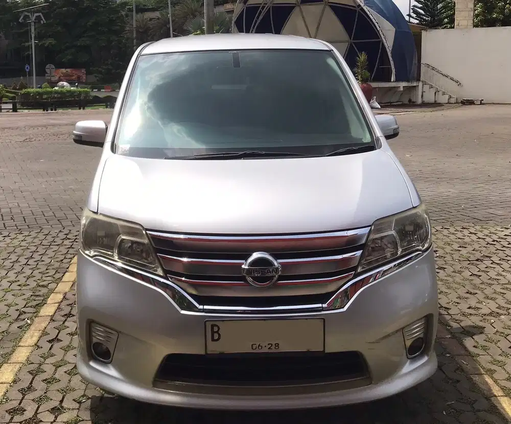Nissan Serena 2013 Bensin