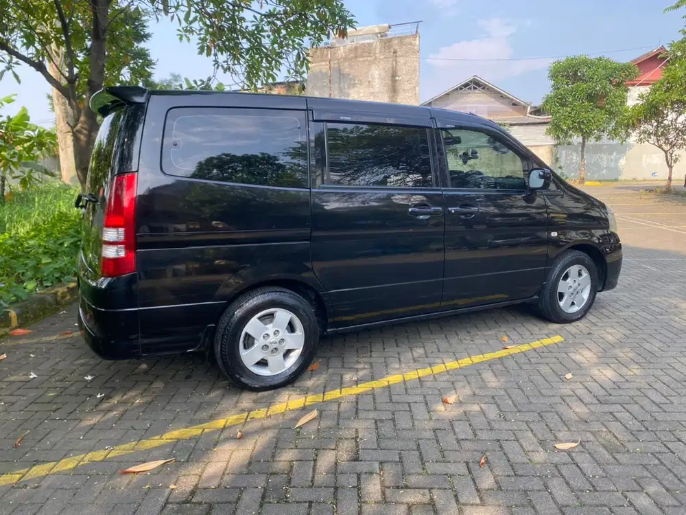 Nissan Serena 2007 Bensin