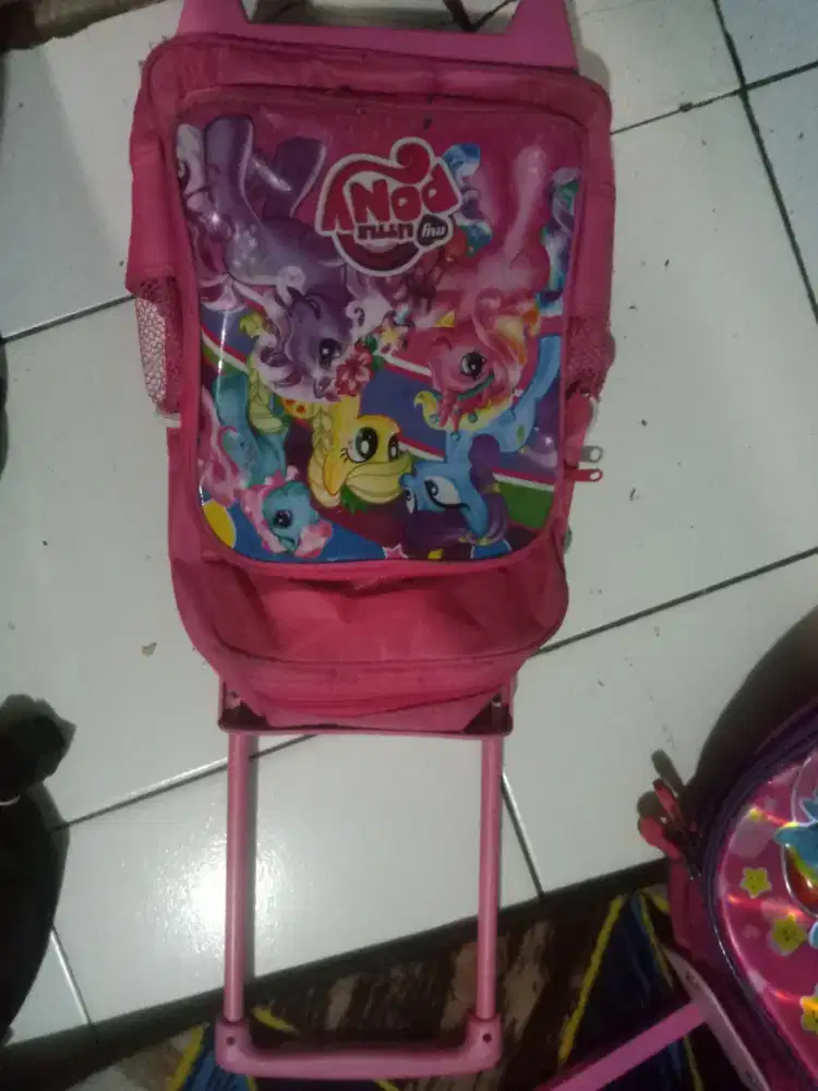 Tas koper anak perempuan