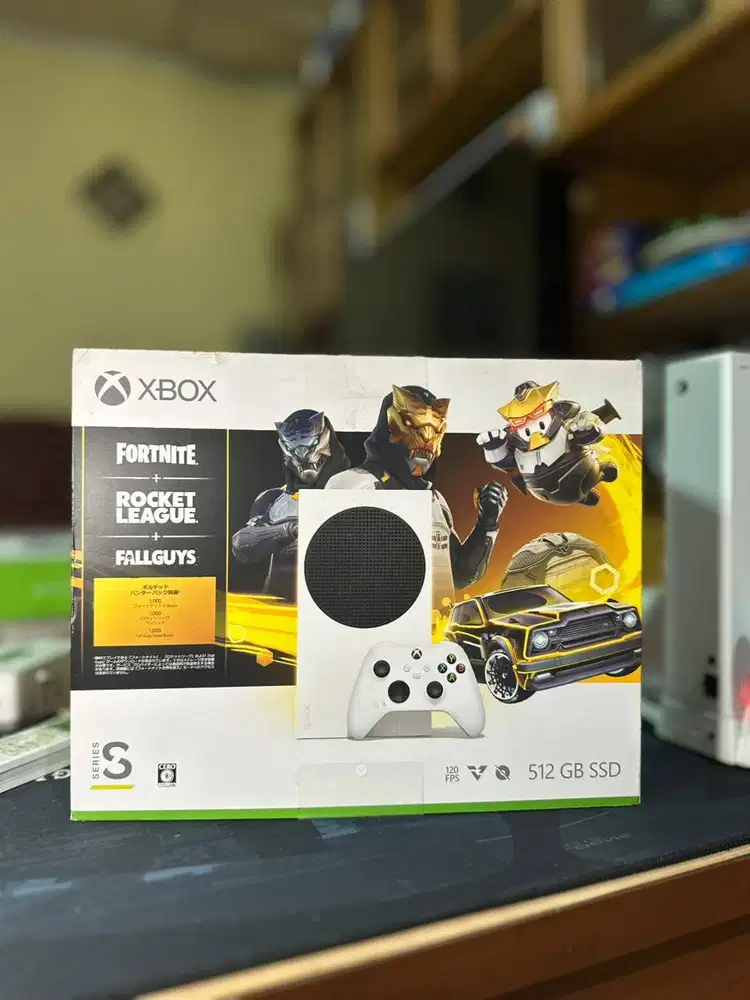 Xbox Series S Console Gilded Bundle Bonus 3 Game | 512GB Region Jepang