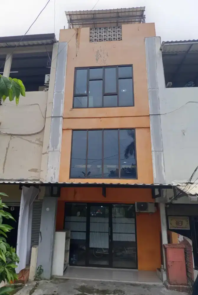 Ruko 4 lantai di kawasan bisnis zona ungu kayu putih jakarta timur