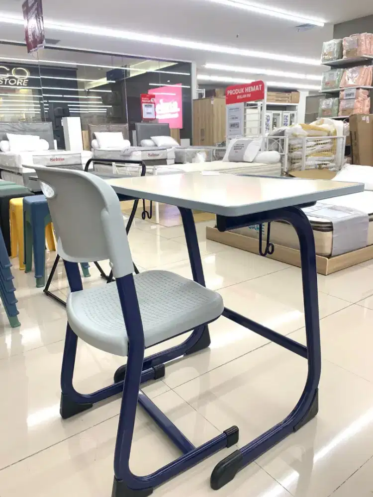 Selma set meja dan kursi aurich